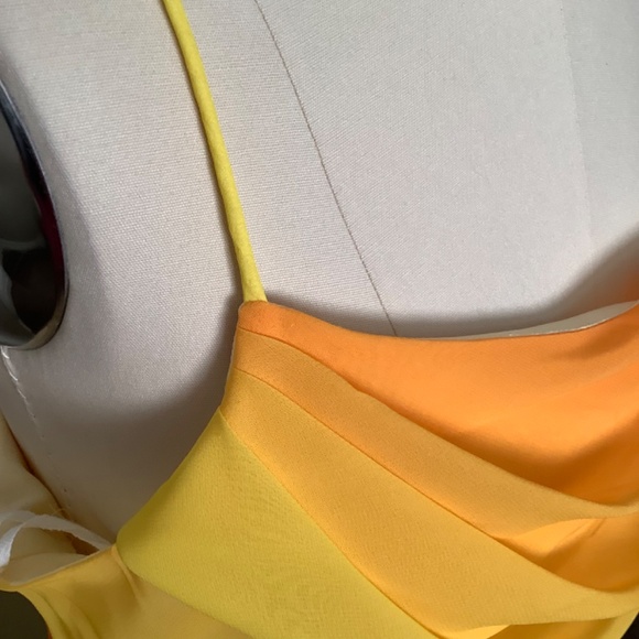 Size 14 maxi dress - Picture 3 of 10